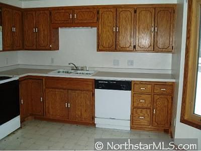 2nd image of 525 81st Ave N