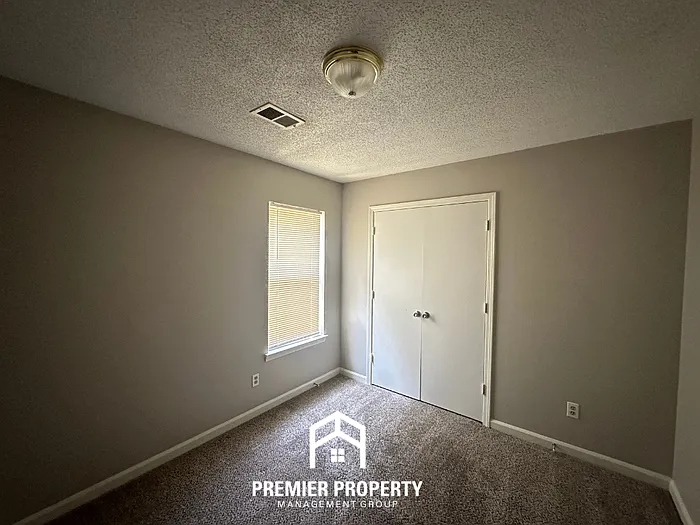 2210 Curbertson Cv — Photo 11
