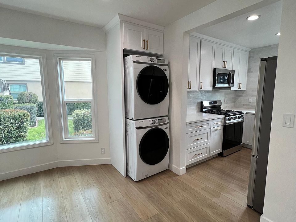 1st image of 1039 W Glenoaks Blvd #1039