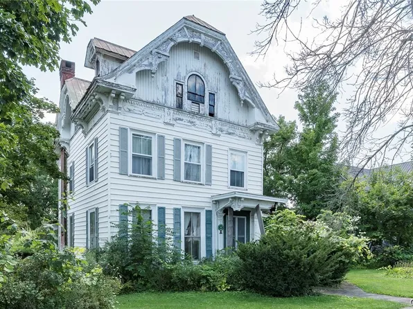 41 E Church St, Adams, NY 13605