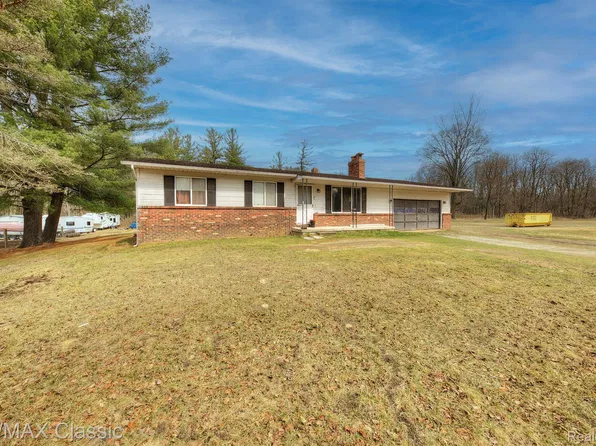 4650 Waltan Rd, Vassar, MI 48768