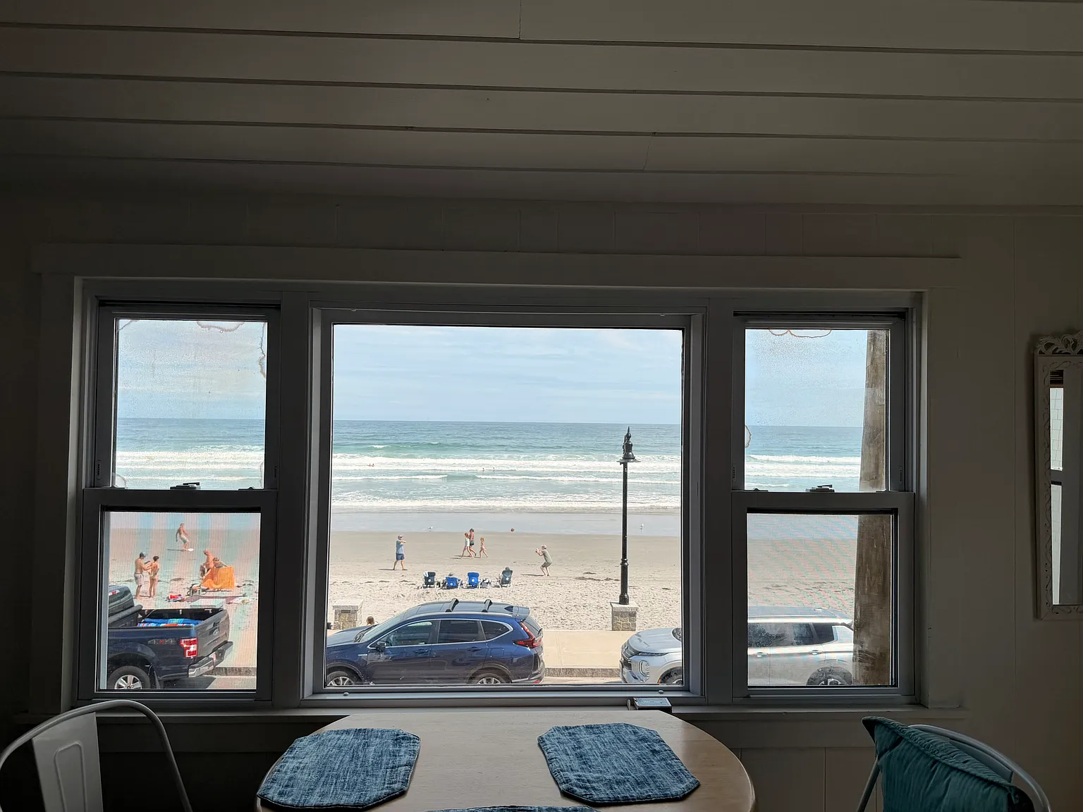 2 bed, 605 sqft, $2,200 — Photo 2