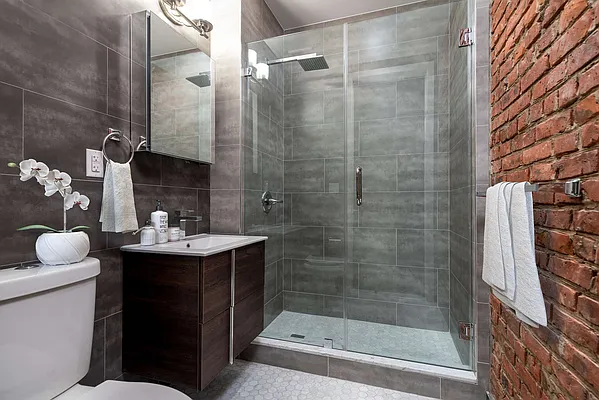 Rented by Dallien Realty Limited Liability Company | media 37