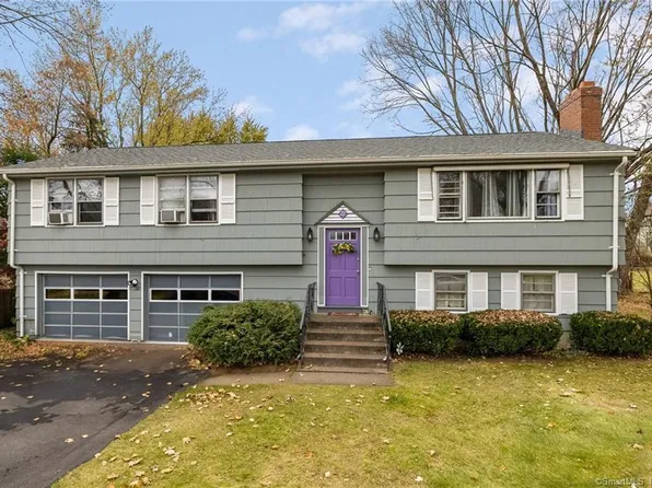 22 Andover Road, East Hartford, CT 06108