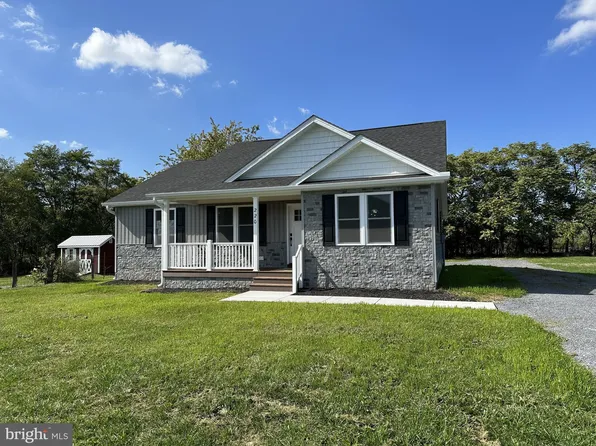 220 Honeyville Rd, Stanley, VA 22851