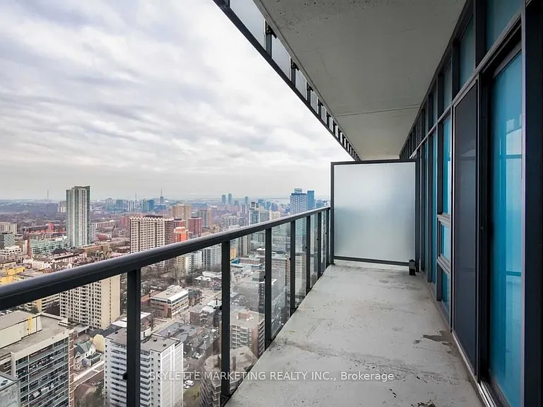 33 Charles St E #3702 — Photo 12