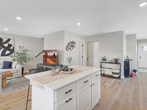 2nd image of 8851 Granite Ct