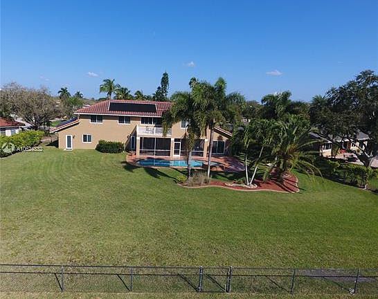 2nd image of 20200 NW 7th St