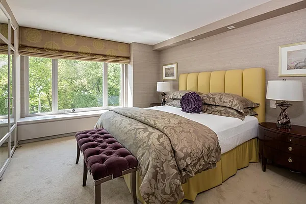 Sold by Olshan Realty | media 32