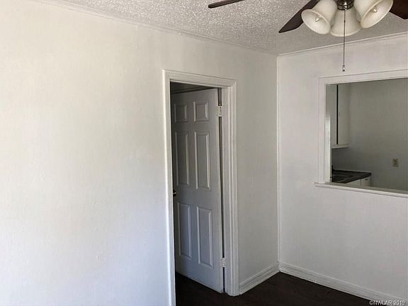 5th image of 519 Stoner Ave
