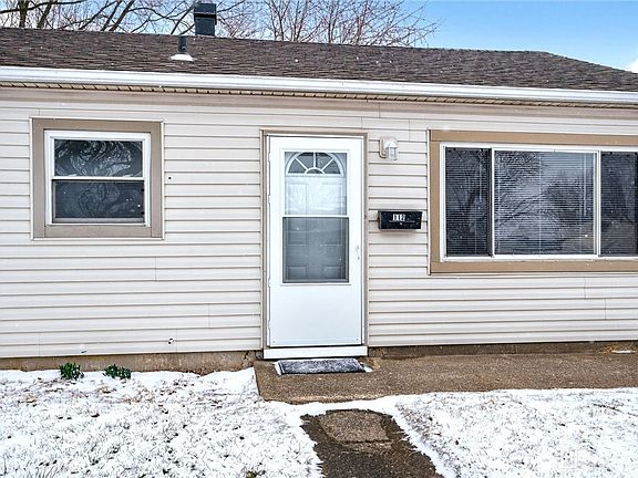 2nd image of 112 Colebrook Dr