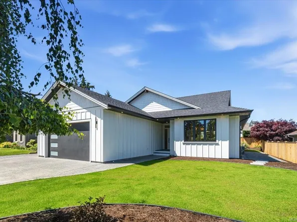 846 Woodside Cres, Nanaimo, BC V9K 2K8