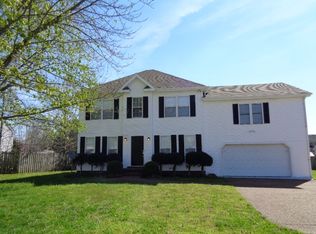 2814 Sutherland Dr, Thompsons Station, TN 37179