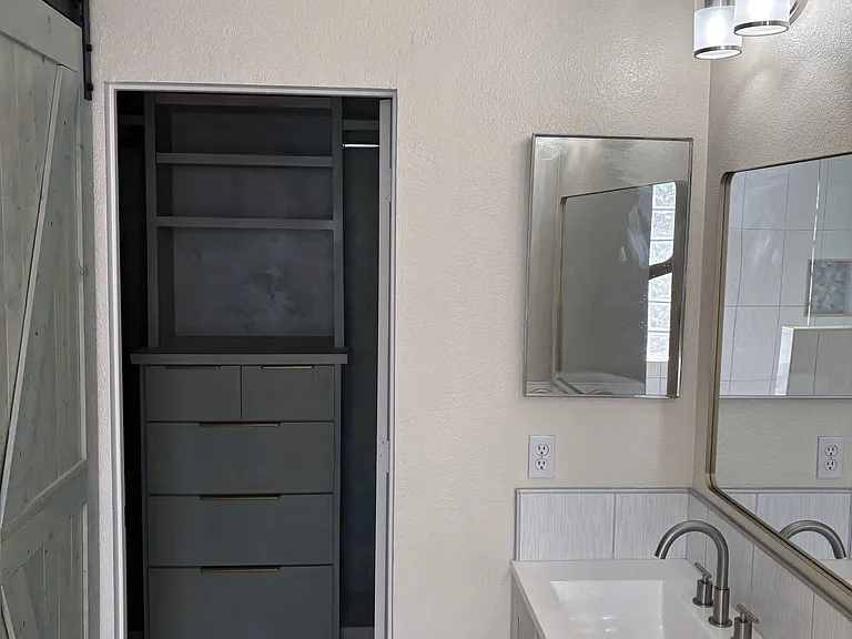 12371 W Monroe St — Photo 11