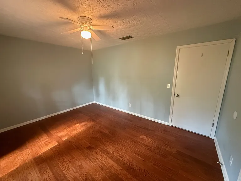 2374 Stafford Dr — Photo 42