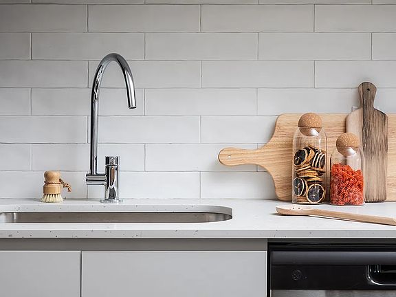 5th image of 445 Grand Ave #606