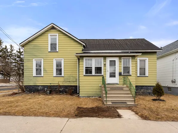 756 W 9th Ave, Oshkosh, WI 54902