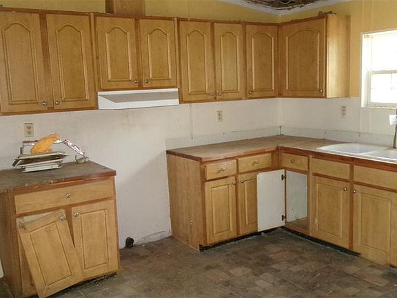2nd image of 15532 MANGO DRIVE