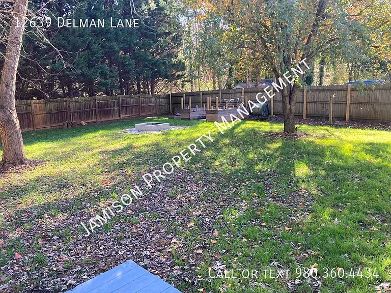 12639 Delman Ln — Photo 10