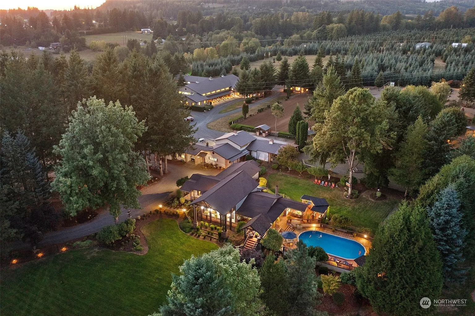 131 Crater View Drive photo 1