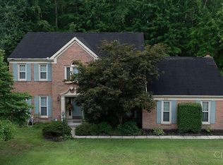 1151 Hunters Run Dr, Amelia, OH 45102