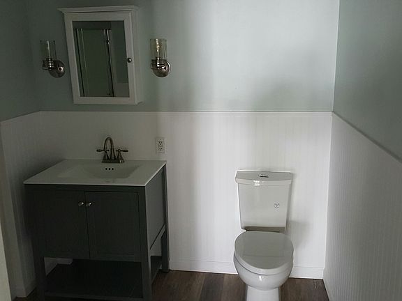 2nd image of 2404 Wilshire Boulevard # Fl 1ST
