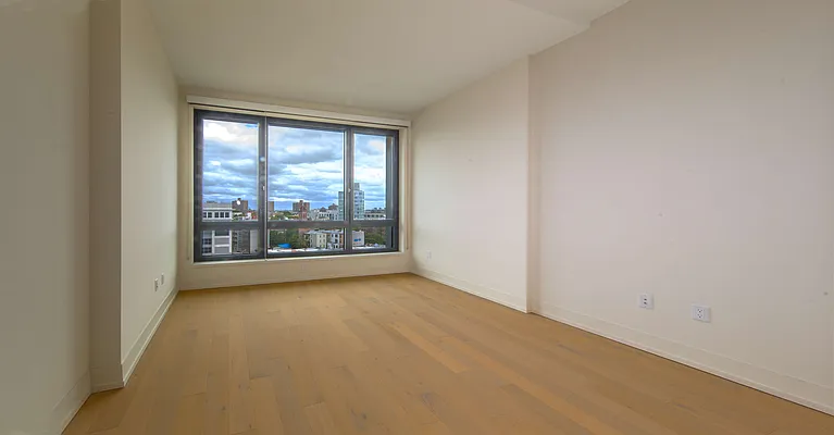 Rented by Compass | media 9