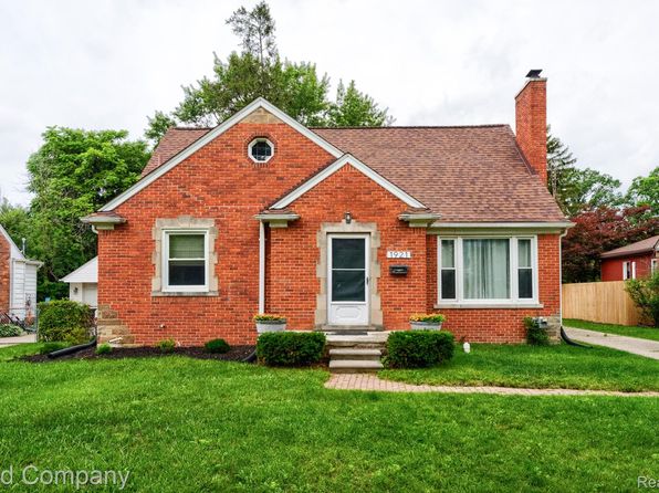 1921 McDonald Ave
