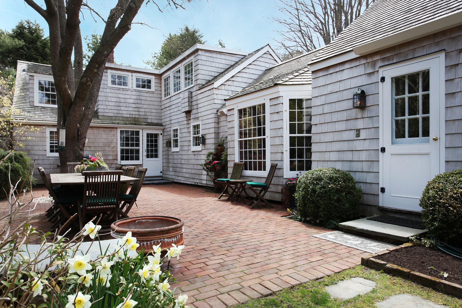 115 Montauk Hwy in Quogue | Out East