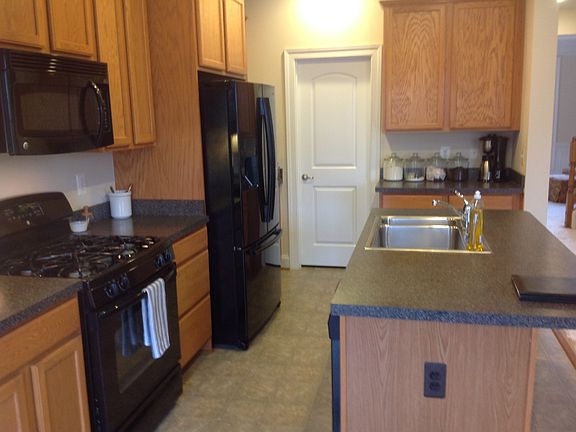 4th image of 15962 Greymill Manor Dr