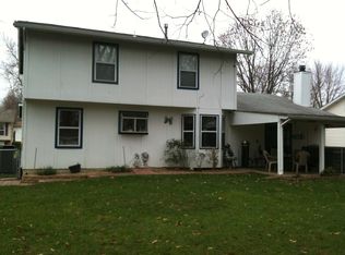 1306 Golden Gate Ln, Saint Peters, MO 63376