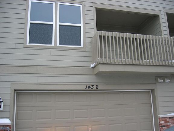 5th image of 143 Bristol Ln Unit 2
