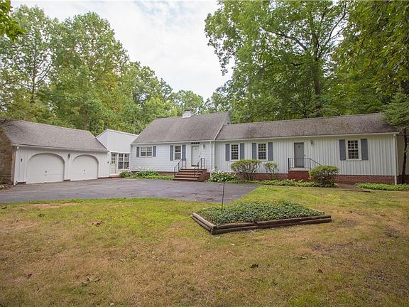 2nd image of 5829 Briarwood Ln