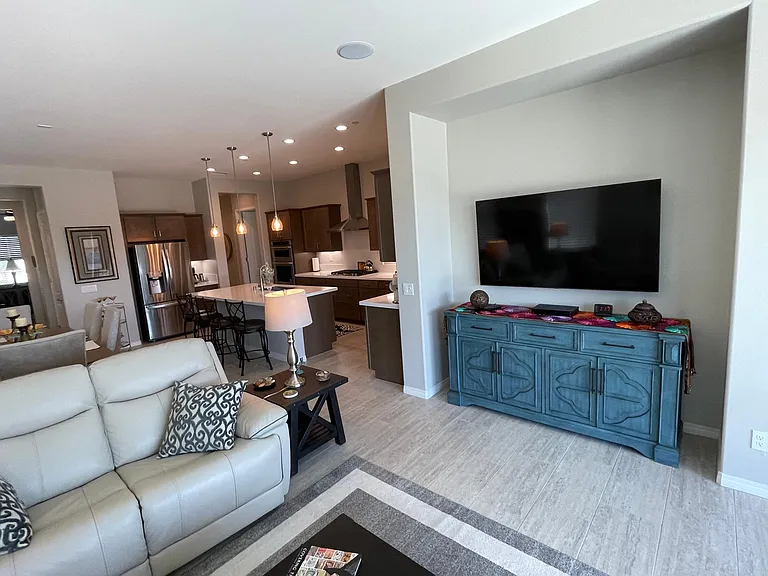 110 Zinfandel — Photo 9