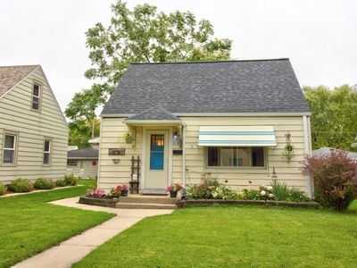 930 S 114th St, West Allis, WI, 53214