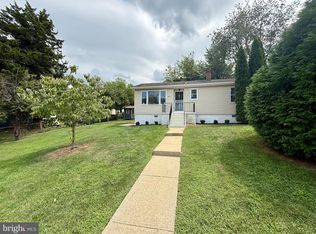 1212 Elfin Ave, Capitol Heights, MD 20743