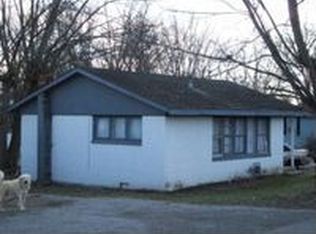 114 E Walnut St, Campbellsville, KY 42718