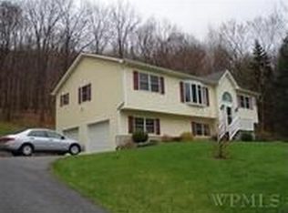 604 Depot Hill Rd, Poughquag, NY 12570