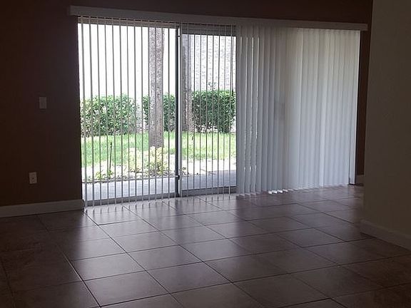 5th image of 4349 S Semoran Blvd APT 01