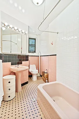 Sold by Compass | media 16