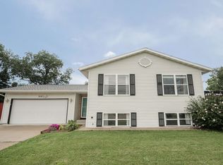 310 Marlboro Ave, Edgerton, WI 53534