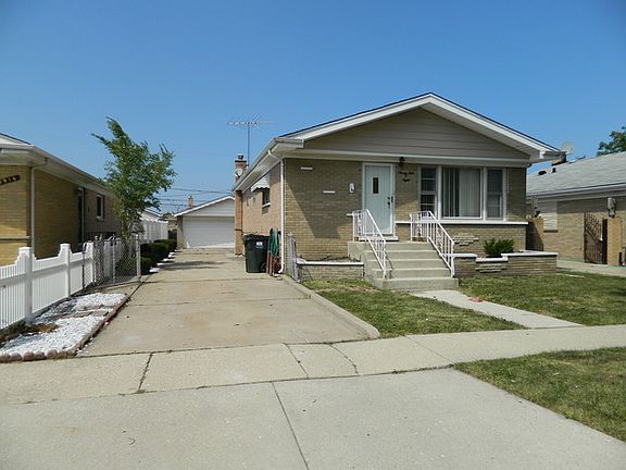3rd image of 9908 Ivanhoe Ave