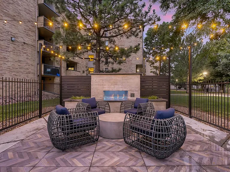 Lakeview Towers at Belmar — Photo 7