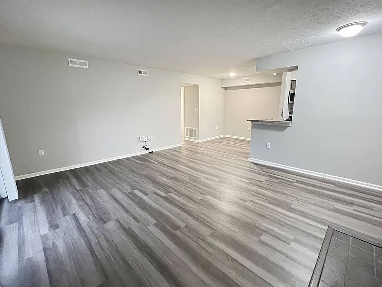 Deercross Apartments — Photo 84