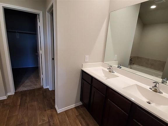 4th image of 22619 Loreto Costa Ln