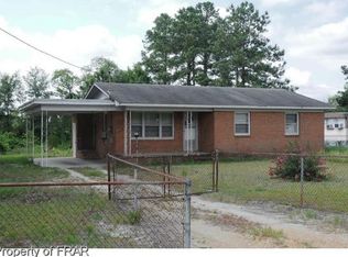 1545 Eloise St, Fayetteville, NC 28311