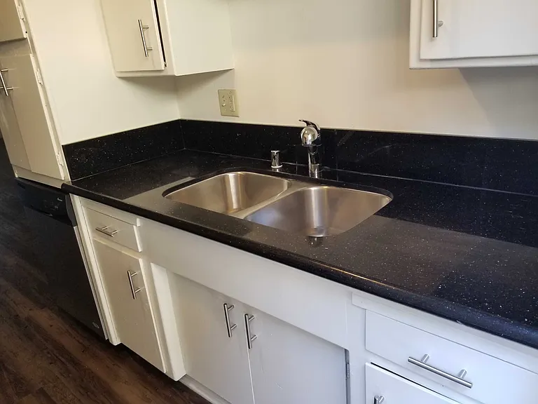 Fruitland Dr — Photo 18