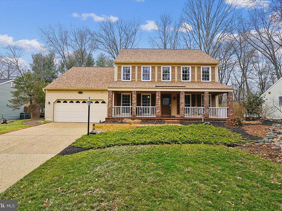 1st image of 15510 Ridgecrest Dr