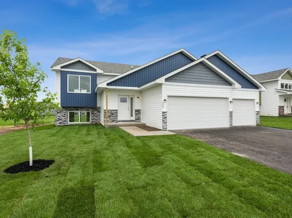 37531 Greenwich Ct, North Branch, MN 55056