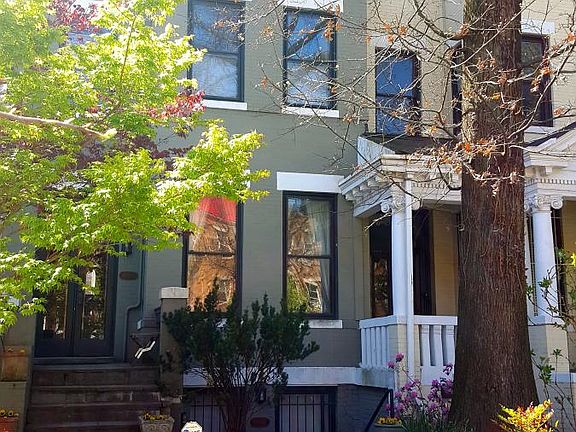 full house front